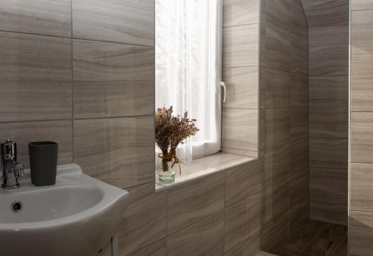 Takacs Pince Apartman Hajos Extérieur photo