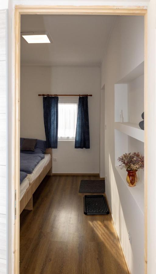 Takacs Pince Apartman Hajos Extérieur photo